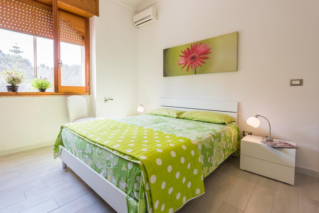 Villa Mare Relax Lido Marini Habitación foto