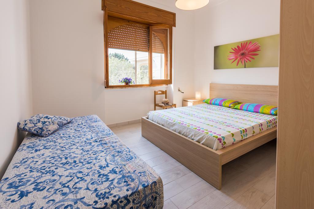 Villa Mare Relax Lido Marini Habitación foto